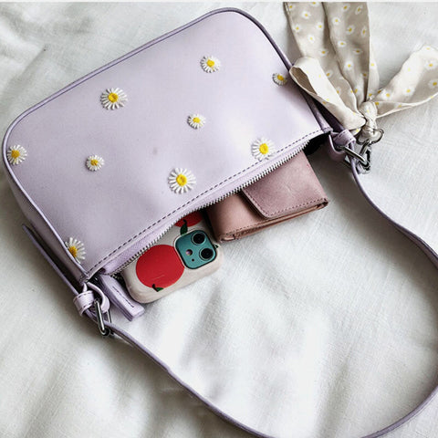Women Dotted Daisy Printed Shoulder Bag