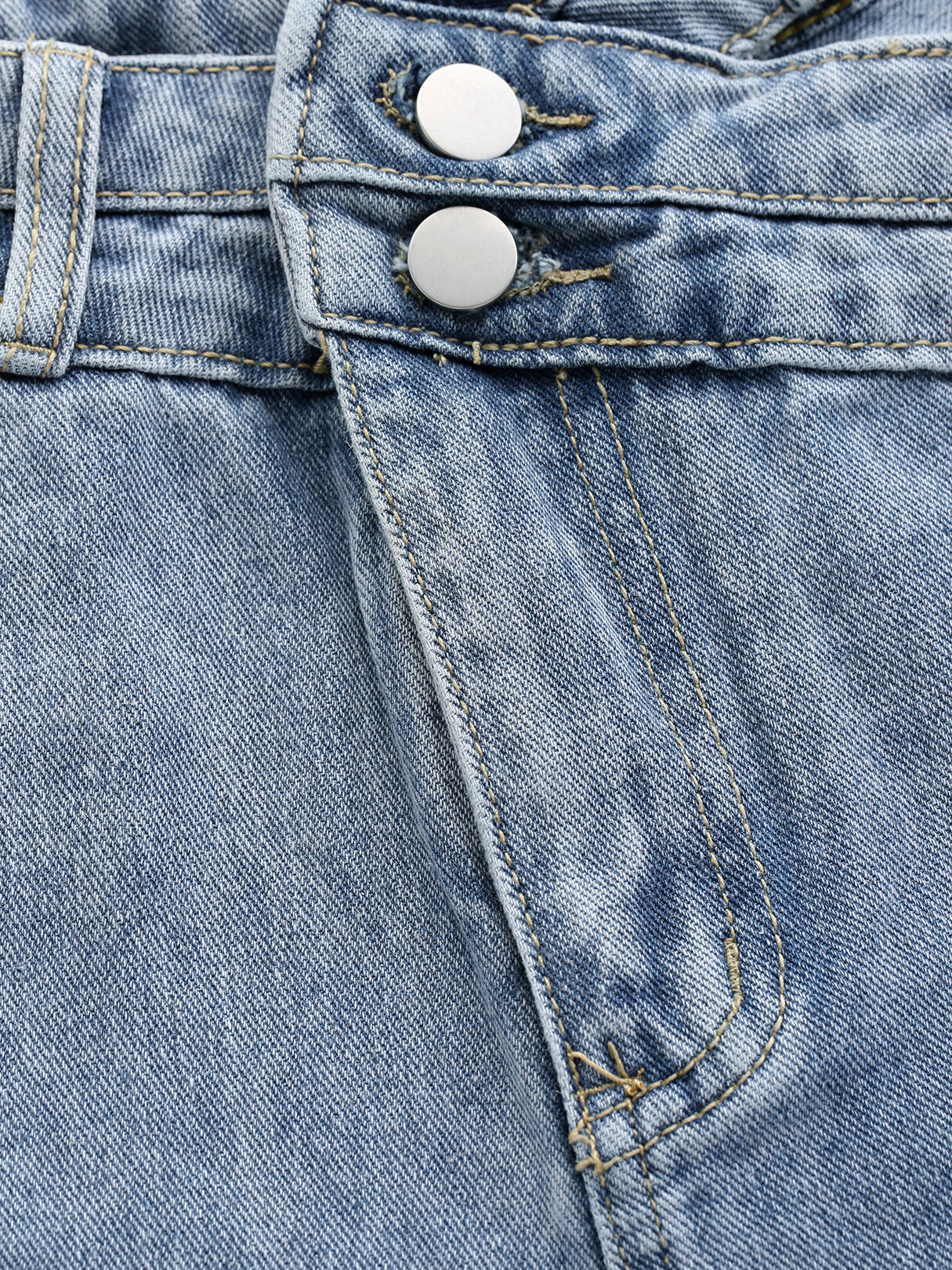 Solid Hollow-out Button Cotton Jeans