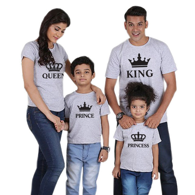 Family Matching Clothes Outfits Look Father Mother Daughter Son Crown Tshirt Clothing Daddy Mommy And Me Baby Dresses King Queen - Sheseelady