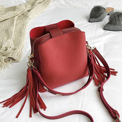 Vintage Female Zipper Leather Bucket Bag With Tassel For Daily Use
