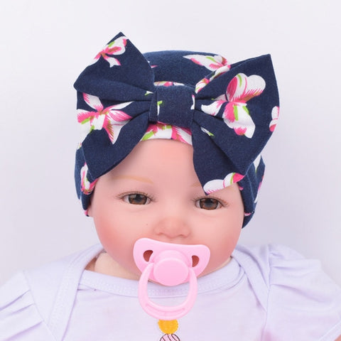 Chapéu de bebê recém-nascido com estampa de nó de flor