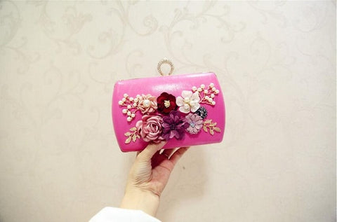 Ladies' Luxury PU Banquet Bags Decorated Handmade Flowers With Metal Chian